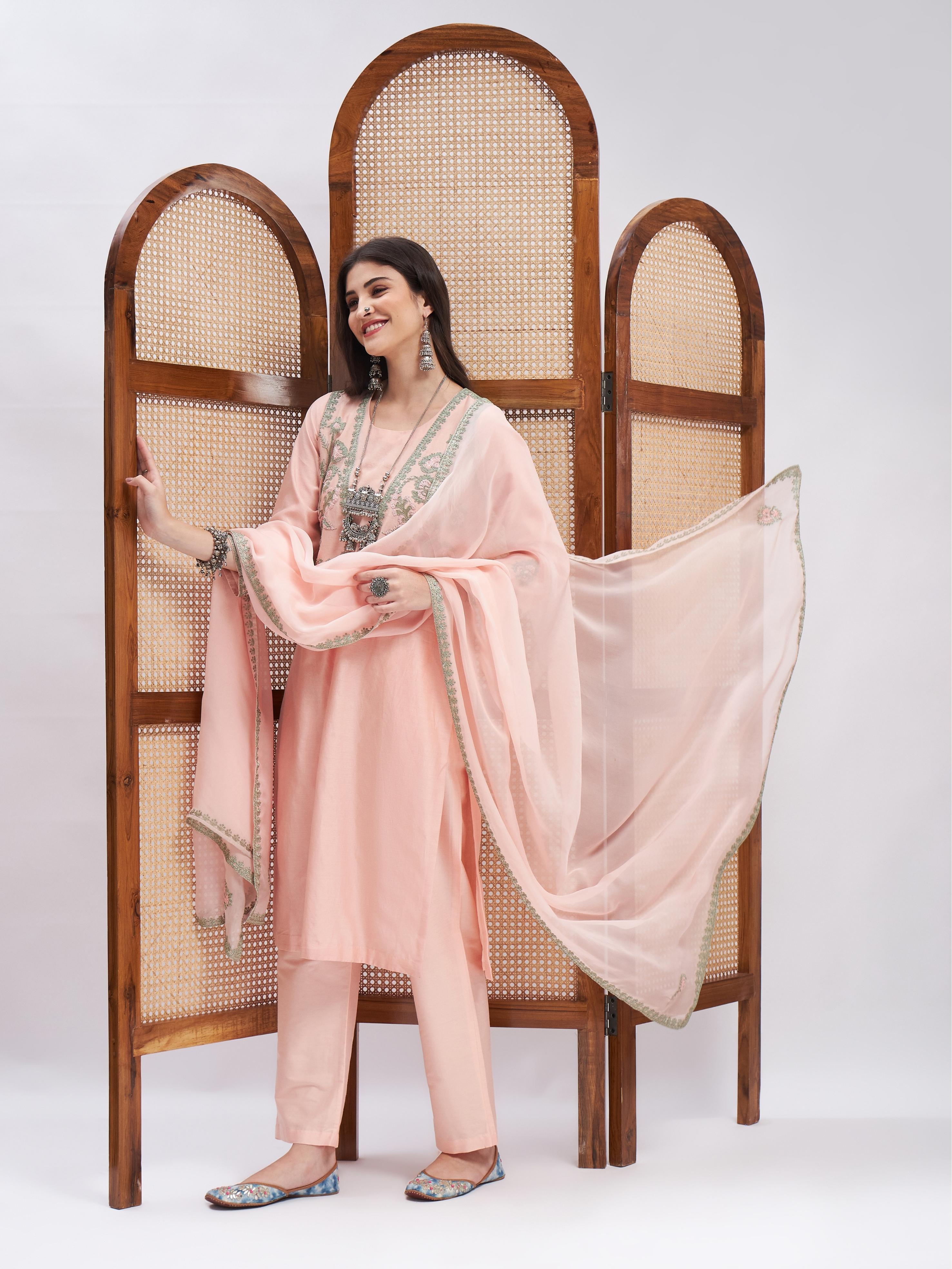 Iqraar Kurta Set by RoohbyRidhimaa with Large, Medium, Small, X-Large, X-Small at Kamakhyaa for sustainable fashion