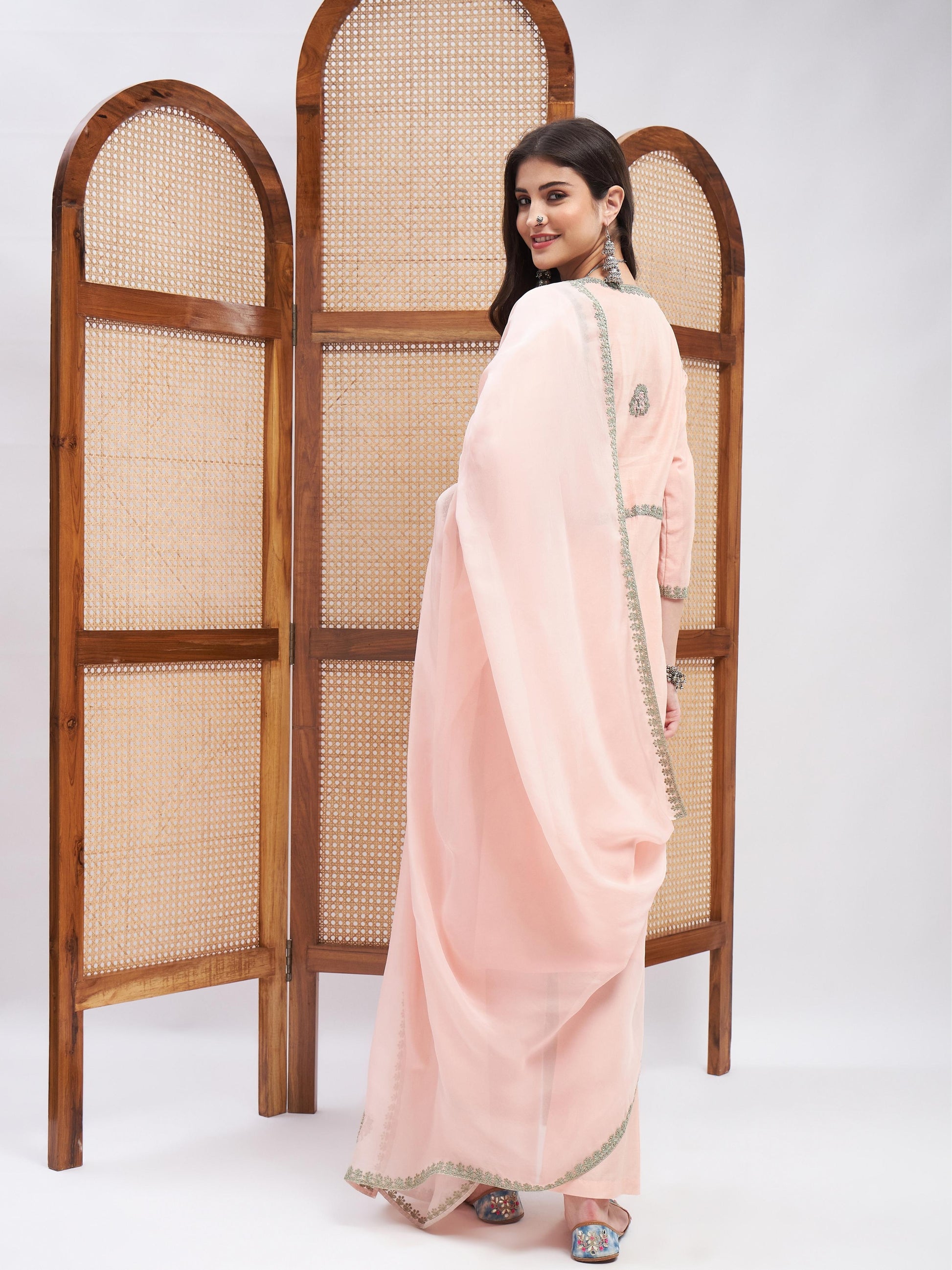 Iqraar Kurta Set by RoohbyRidhimaa with Large, Medium, Small, X-Large, X-Small at Kamakhyaa for sustainable fashion