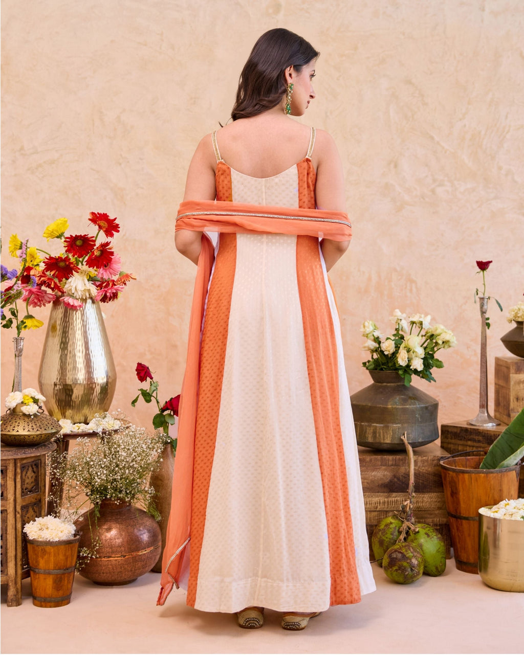 Aarohi Kurta Set by Taro with Jashn-E-Taro - The Trousseau Edit by Taro at Kamakhyaa India for sustainable fashion