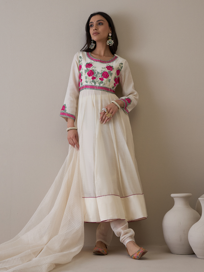 Off White Floral Embroidered Anarkali Kurta Set with dupatta by RoohbyRidhimaa with Avani by RoohbyRidhimaa, Chanderi Silk, Ethnic Wear, Kurta Set with Dupattas, Pure Silk Chanderi, Regular Fit, Resham Embroidered, Silk Chanderi, Toxin free, White at Kamakhyaa for sustainable fashion