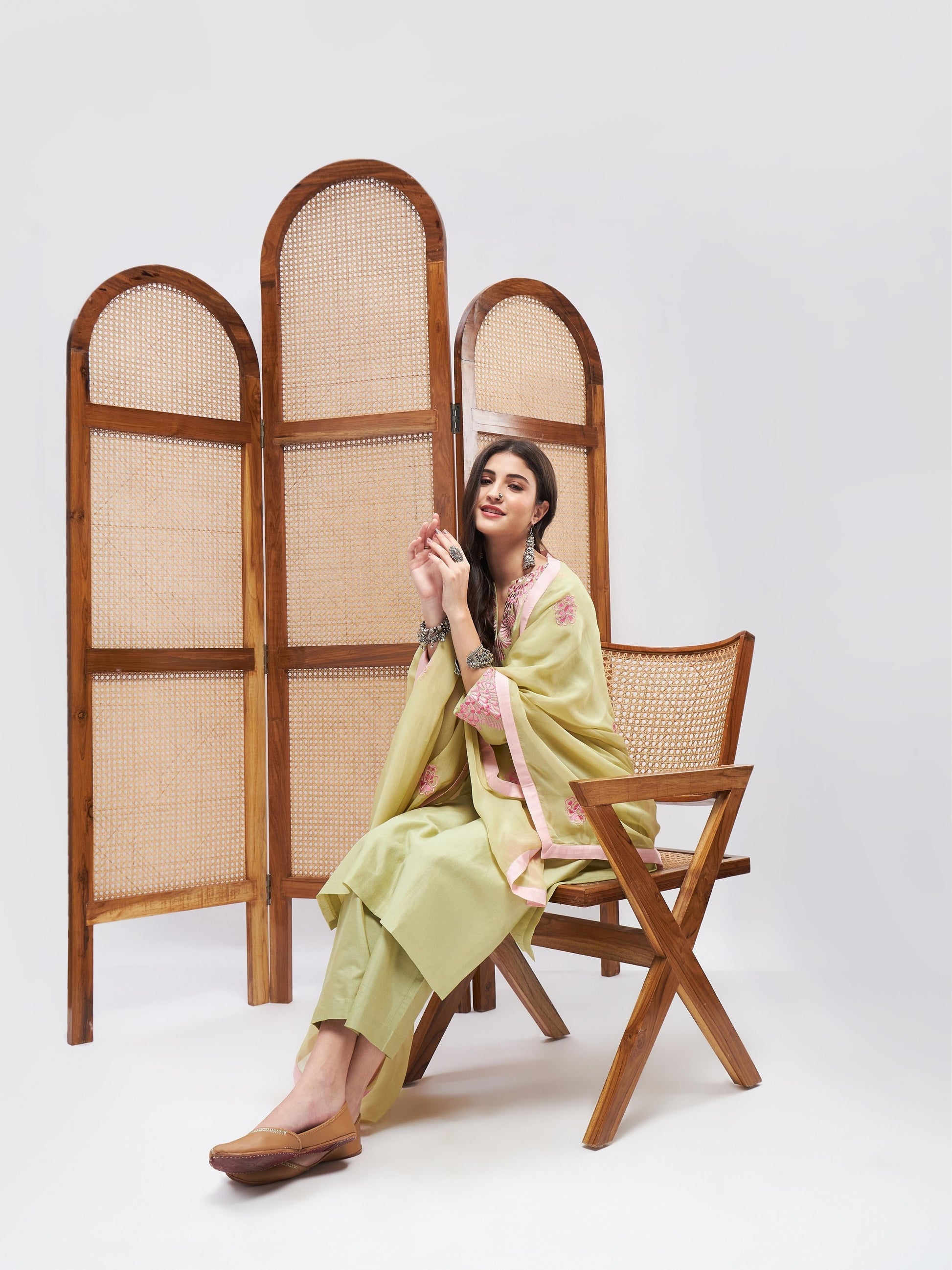 Amal Kurta Set by RoohbyRidhimaa with Large, Medium, Small, X-Large, X-Small at Kamakhyaa for sustainable fashion