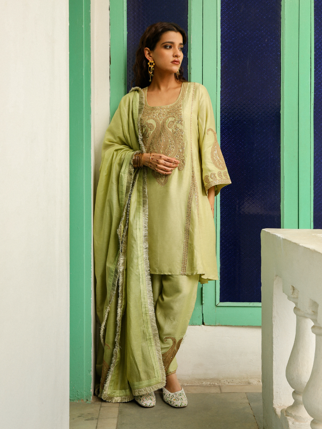 Khizaan Kurta Set by RoohbyRidhimaa with Large, Medium, Small, X-Large, X-Small at Kamakhyaa for sustainable fashion