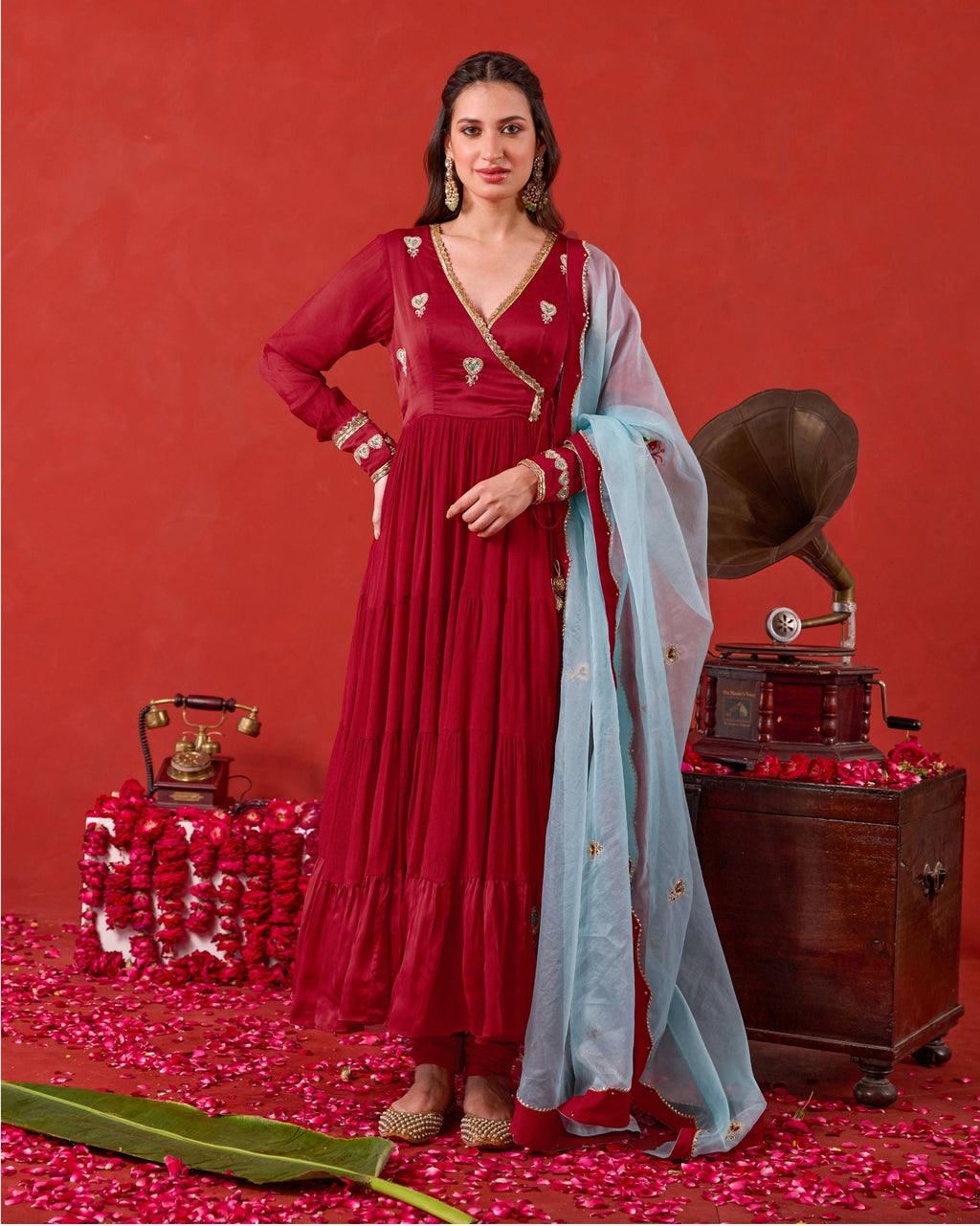 Ruhani Kurta Set by Taro with Jashn-E-Taro - The Trousseau Edit by Taro at Kamakhyaa India for sustainable fashion
