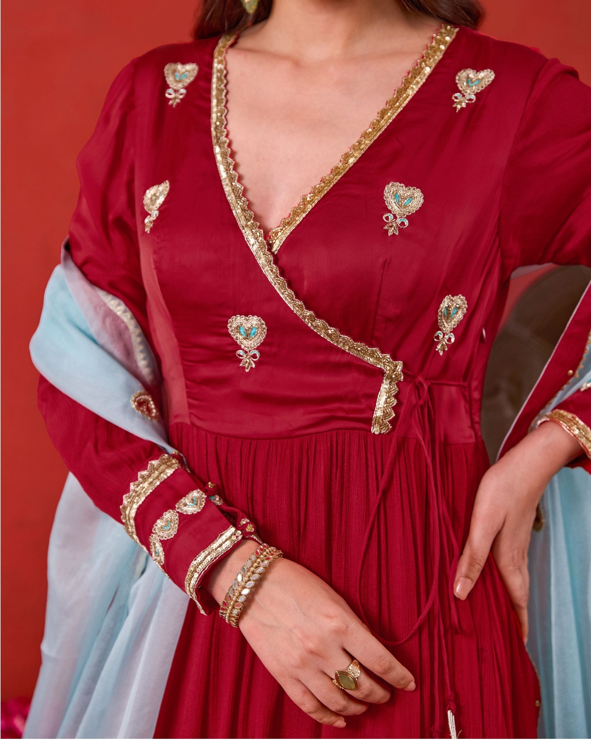Ruhani Kurta Set by Taro with Jashn-E-Taro - The Trousseau Edit by Taro at Kamakhyaa India for sustainable fashion
