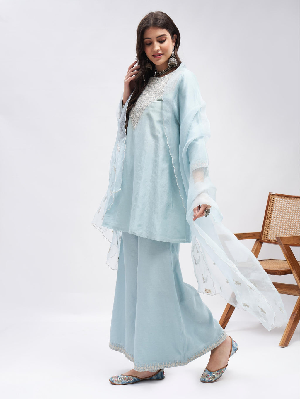 Zuri Kurta Set by RoohbyRidhimaa with Large, Medium, Small, X-Large, X-Small at Kamakhyaa for sustainable fashion