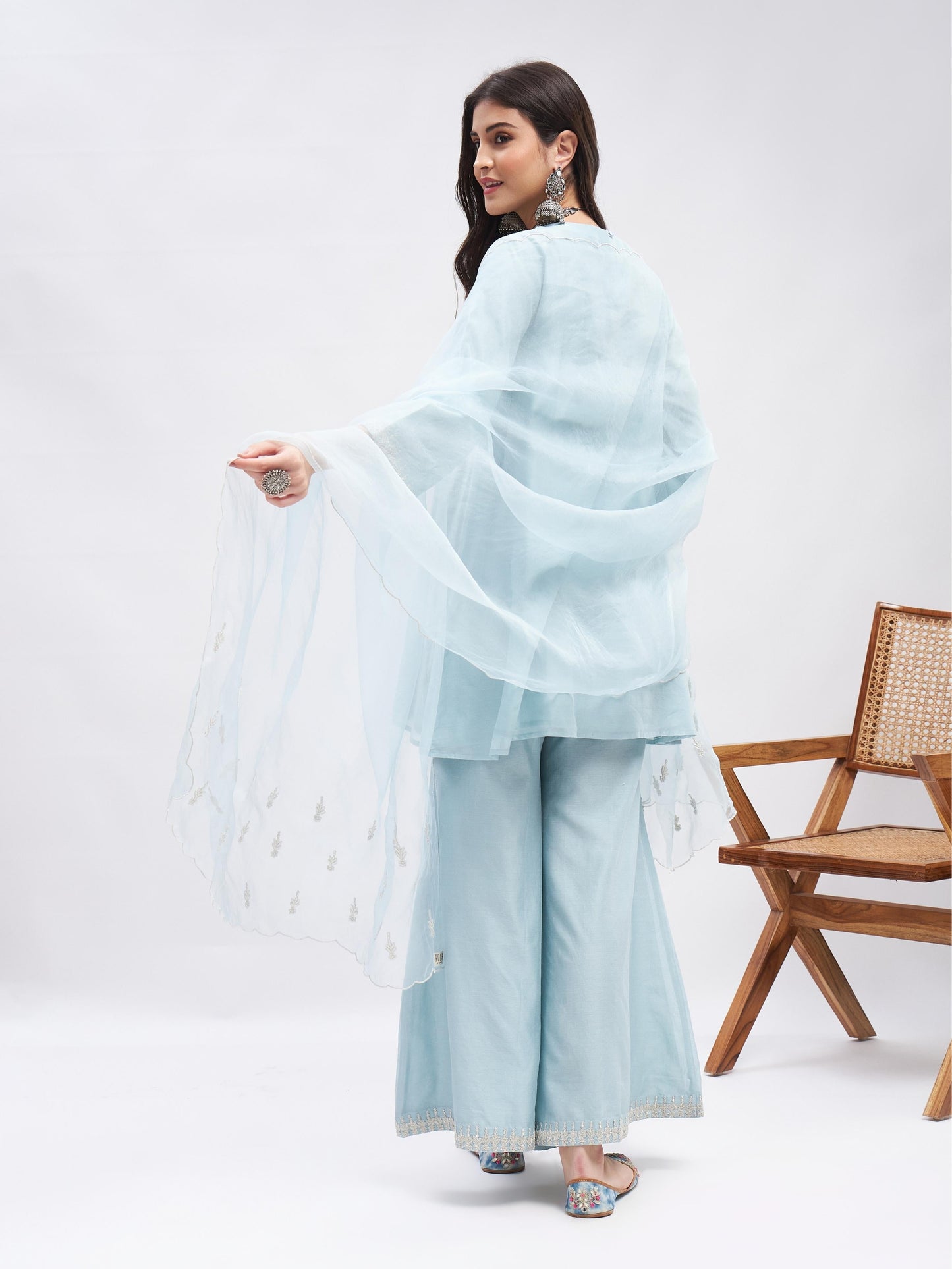 Zuri Kurta Set by RoohbyRidhimaa with Large, Medium, Small, X-Large, X-Small at Kamakhyaa for sustainable fashion