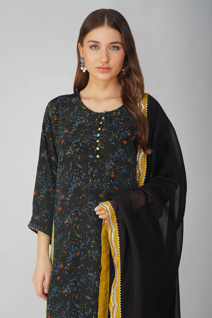 SMALL LEAF PRINT PANELLED KURTA SET by devyanimehrotra.com with at Kamakhyaa for sustainable fashion