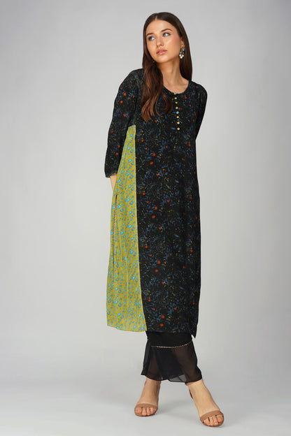 SMALL LEAF PRINT PANELLED KURTA SET by devyanimehrotra.com with at Kamakhyaa for sustainable fashion