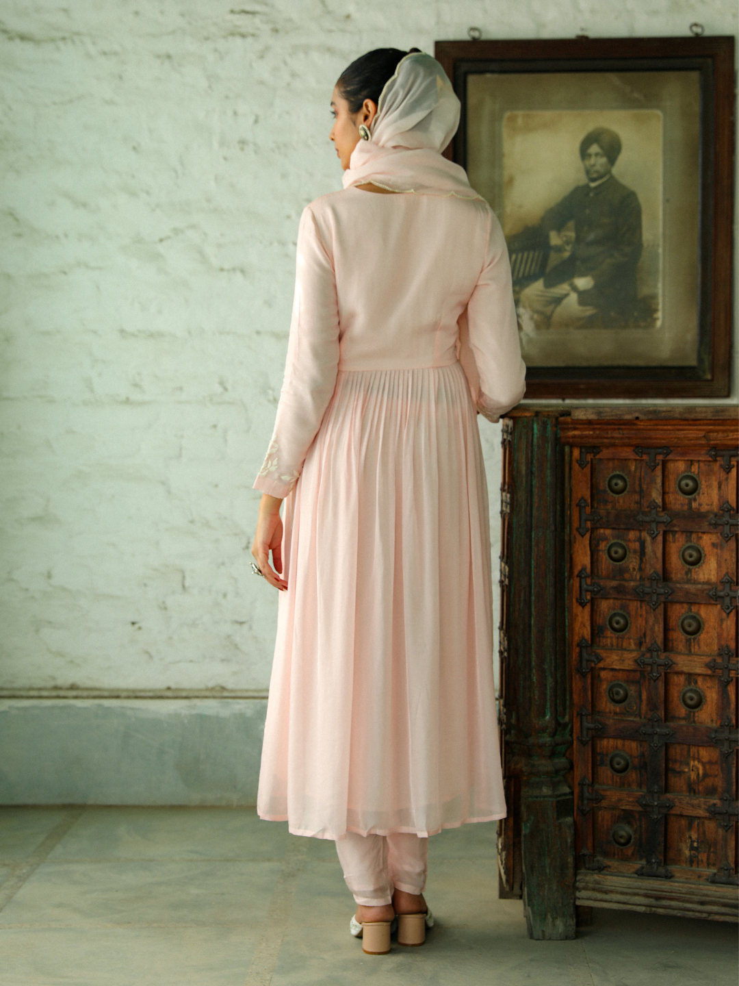 Sufiyaan Kurta Set by RoohbyRidhimaa with Large, Medium, Small, X-Large, X-Small at Kamakhyaa for sustainable fashion