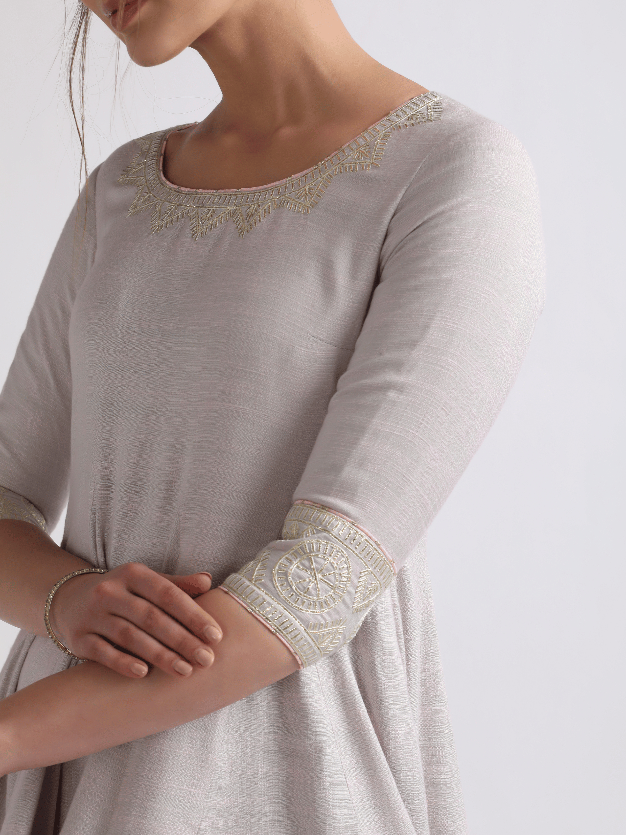 Nairobi Kurta Set by RoohbyRidhimaa with Large, Medium, Small, X-Large, X-Small at Kamakhyaa for sustainable fashion