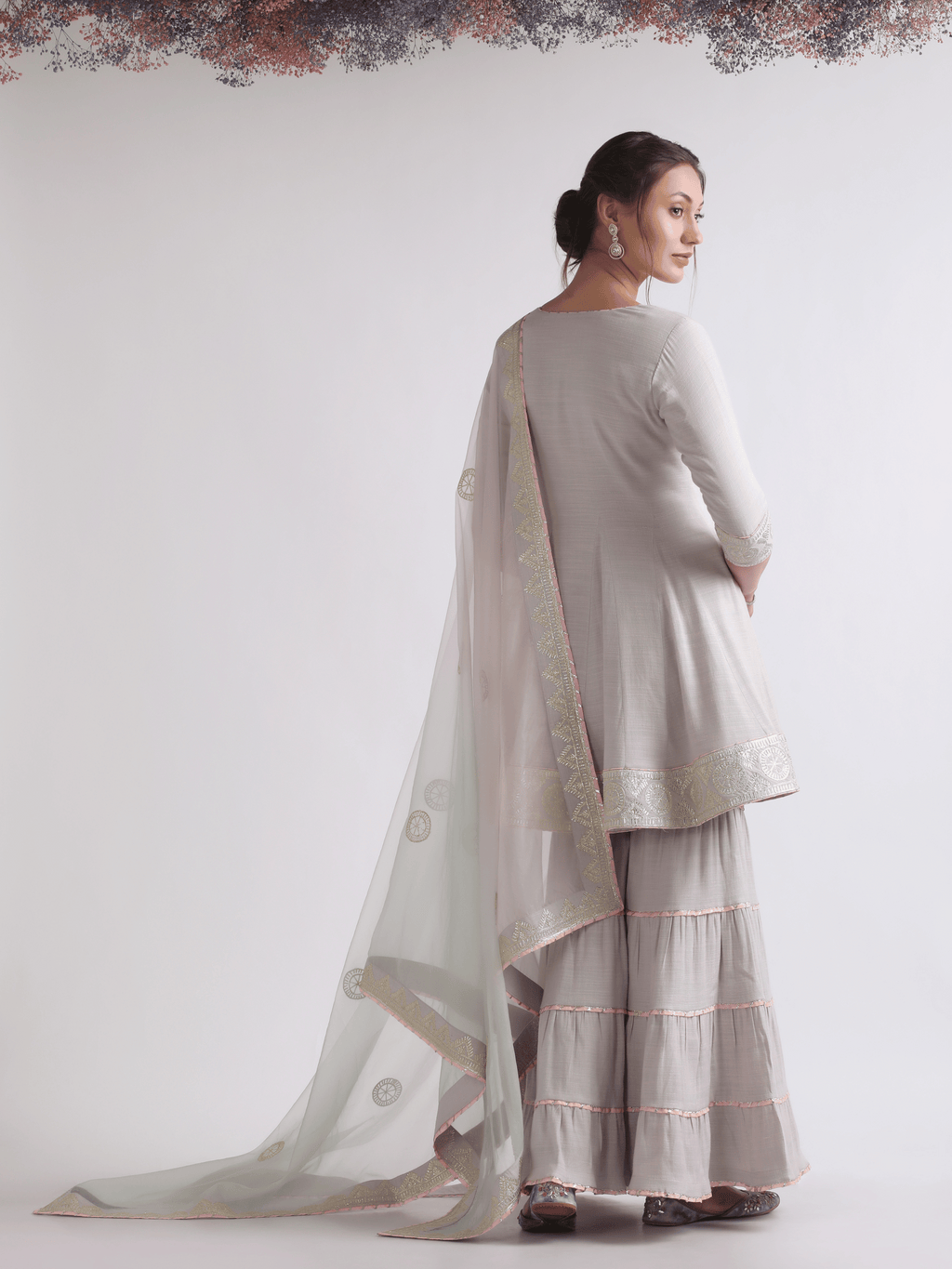 Nairobi Kurta Set by RoohbyRidhimaa with Large, Medium, Small, X-Large, X-Small at Kamakhyaa for sustainable fashion