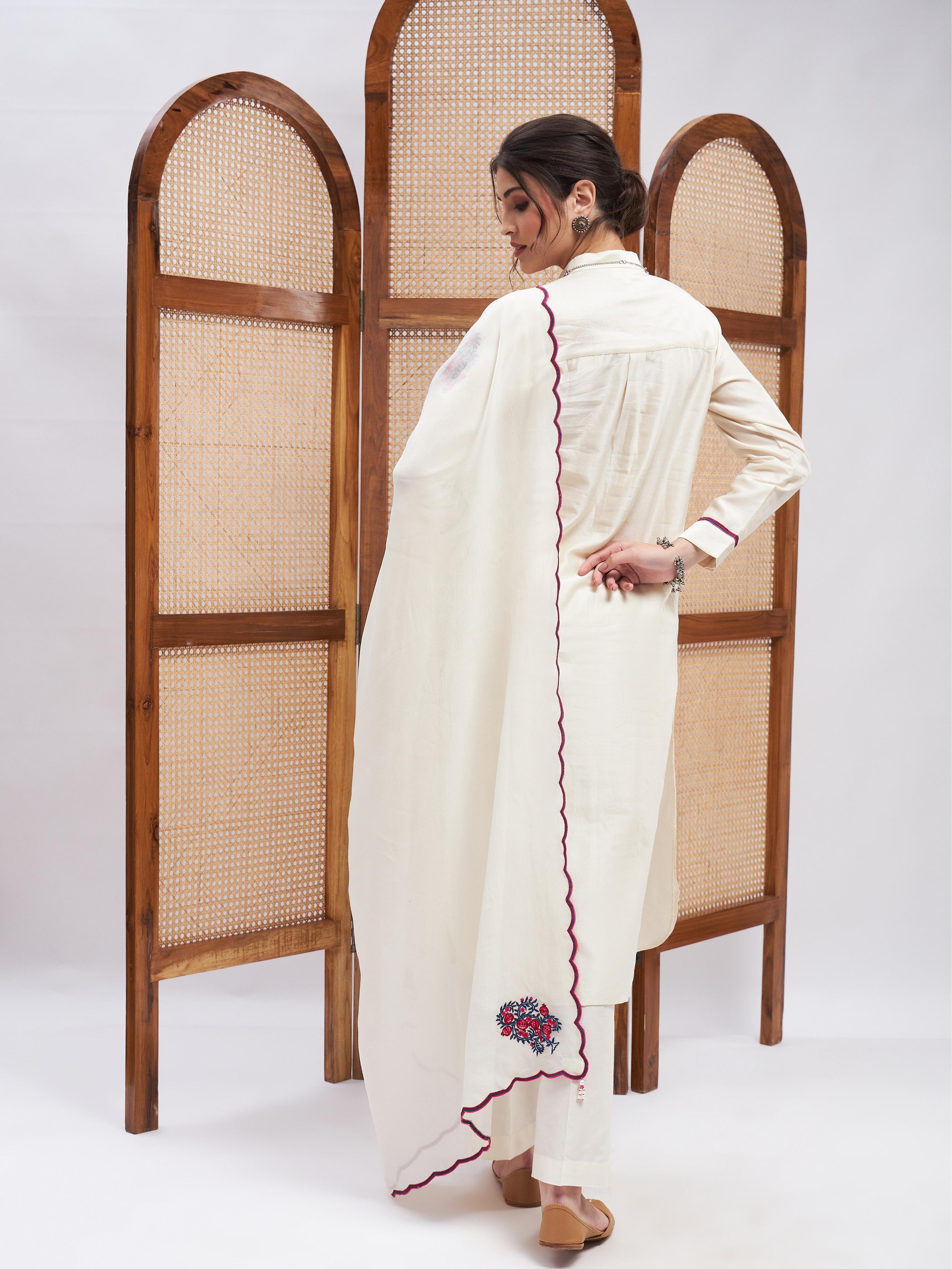 Sarang Kurta Set by RoohbyRidhimaa with at Kamakhyaa for sustainable fashion