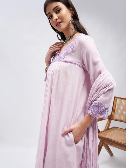 Noori Kurta Set by RoohbyRidhimaa with Large, Medium, Small, X-Large, X-Small at Kamakhyaa for sustainable fashion