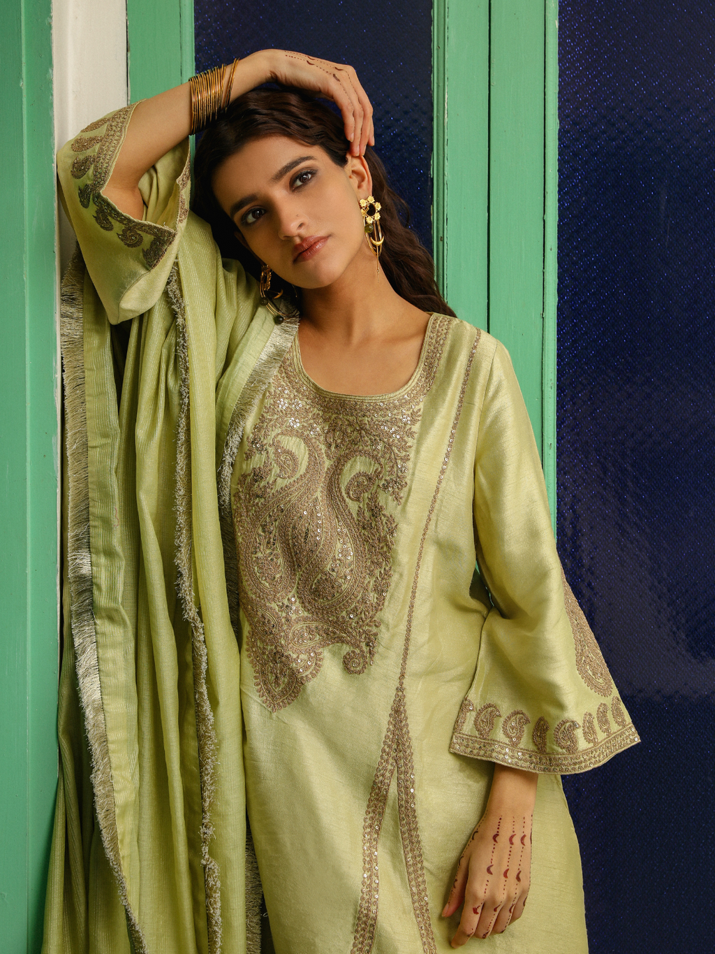 Khizaan Kurta Set by RoohbyRidhimaa with Large, Medium, Small, X-Large, X-Small at Kamakhyaa for sustainable fashion