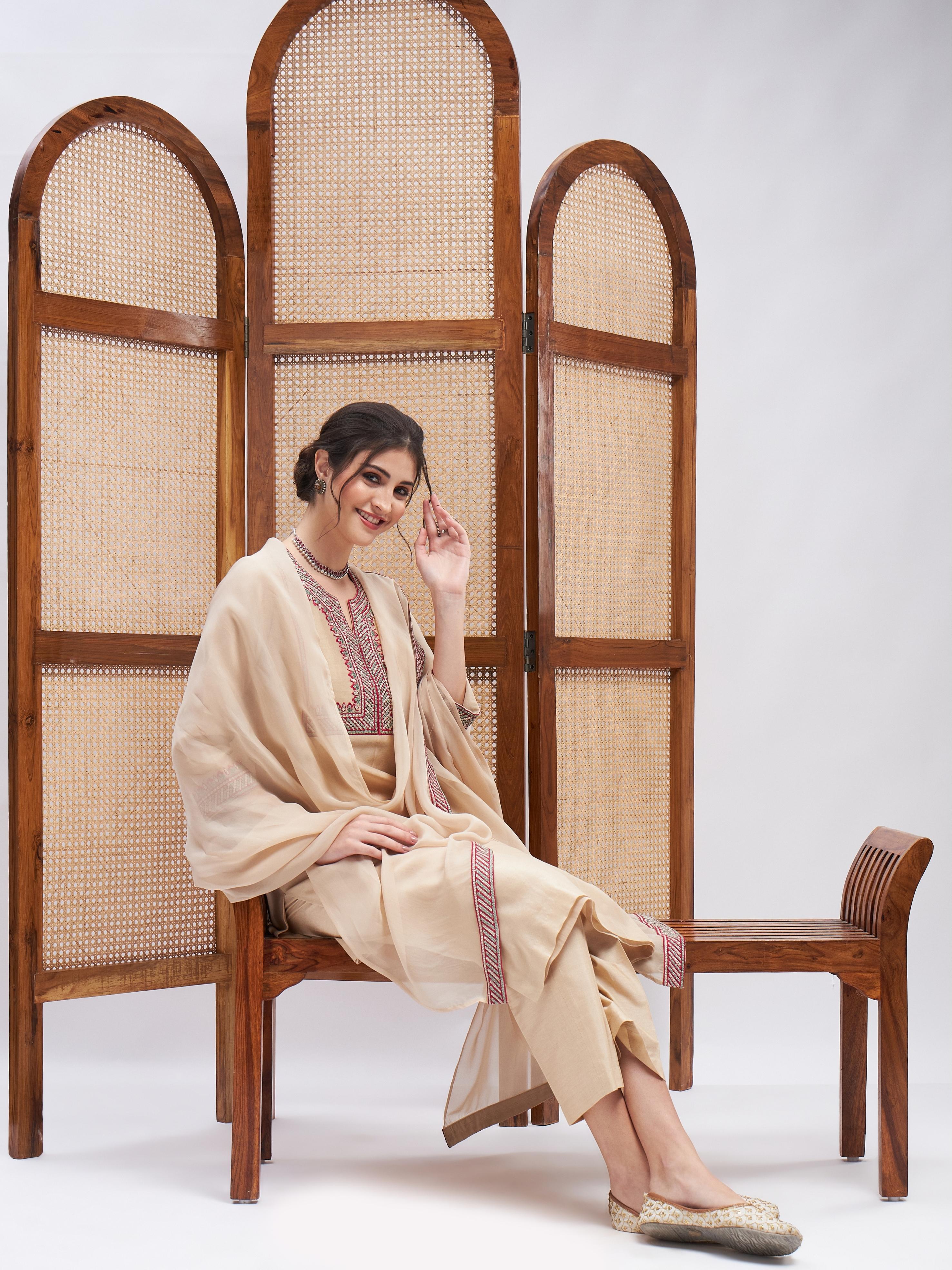 Sheereen Kurta Set by RoohbyRidhimaa with Large, Medium, Small, X-Large, X-Small at Kamakhyaa for sustainable fashion