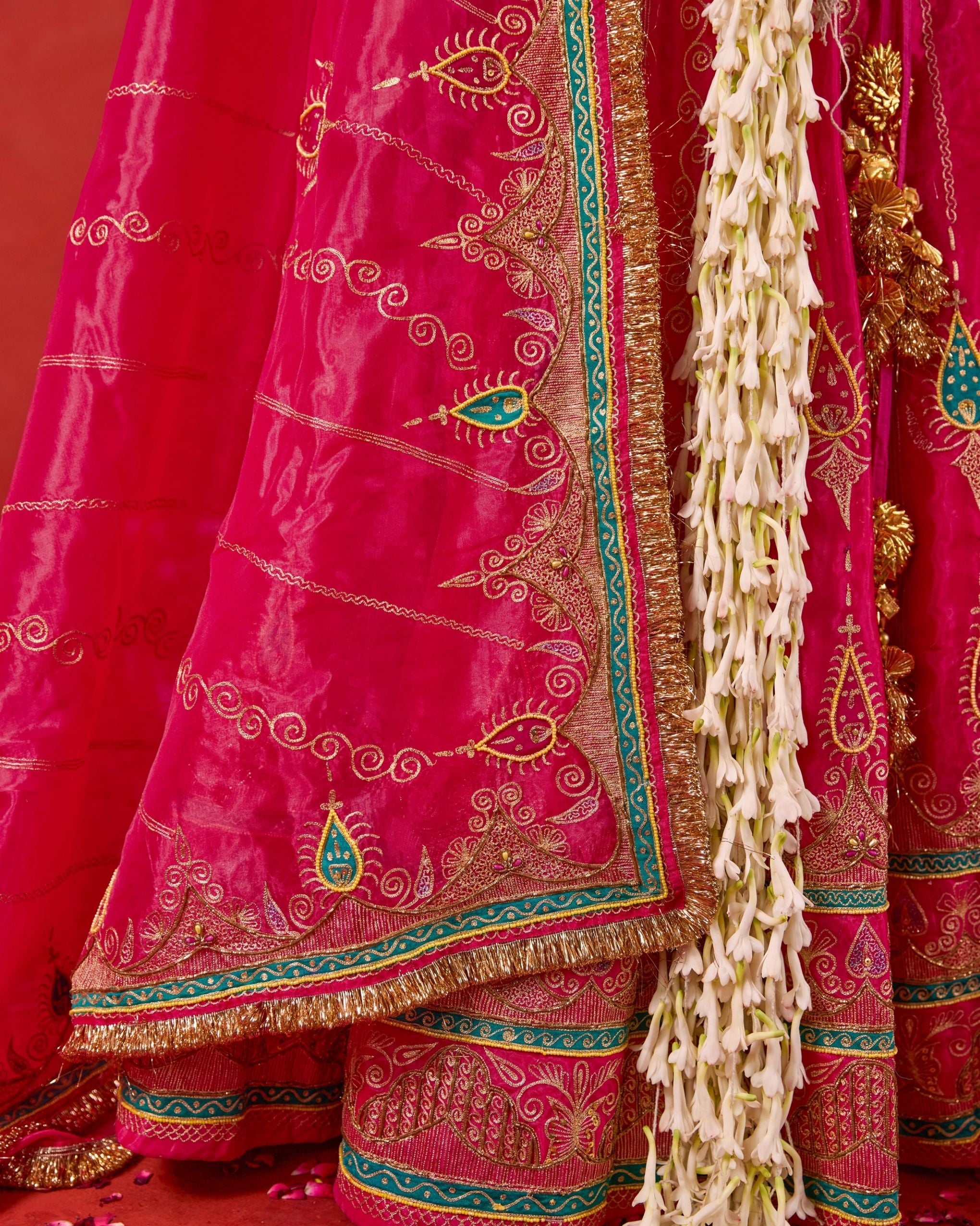 Nayaab Lehenga Set by Taro with Jashn-E-Taro - The Trousseau Edit by Taro at Kamakhyaa India for sustainable fashion