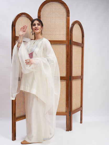 Ananya Kurta Set by RoohbyRidhimaa with Large, Medium, Small, X-Large, X-Small at Kamakhyaa for sustainable fashion