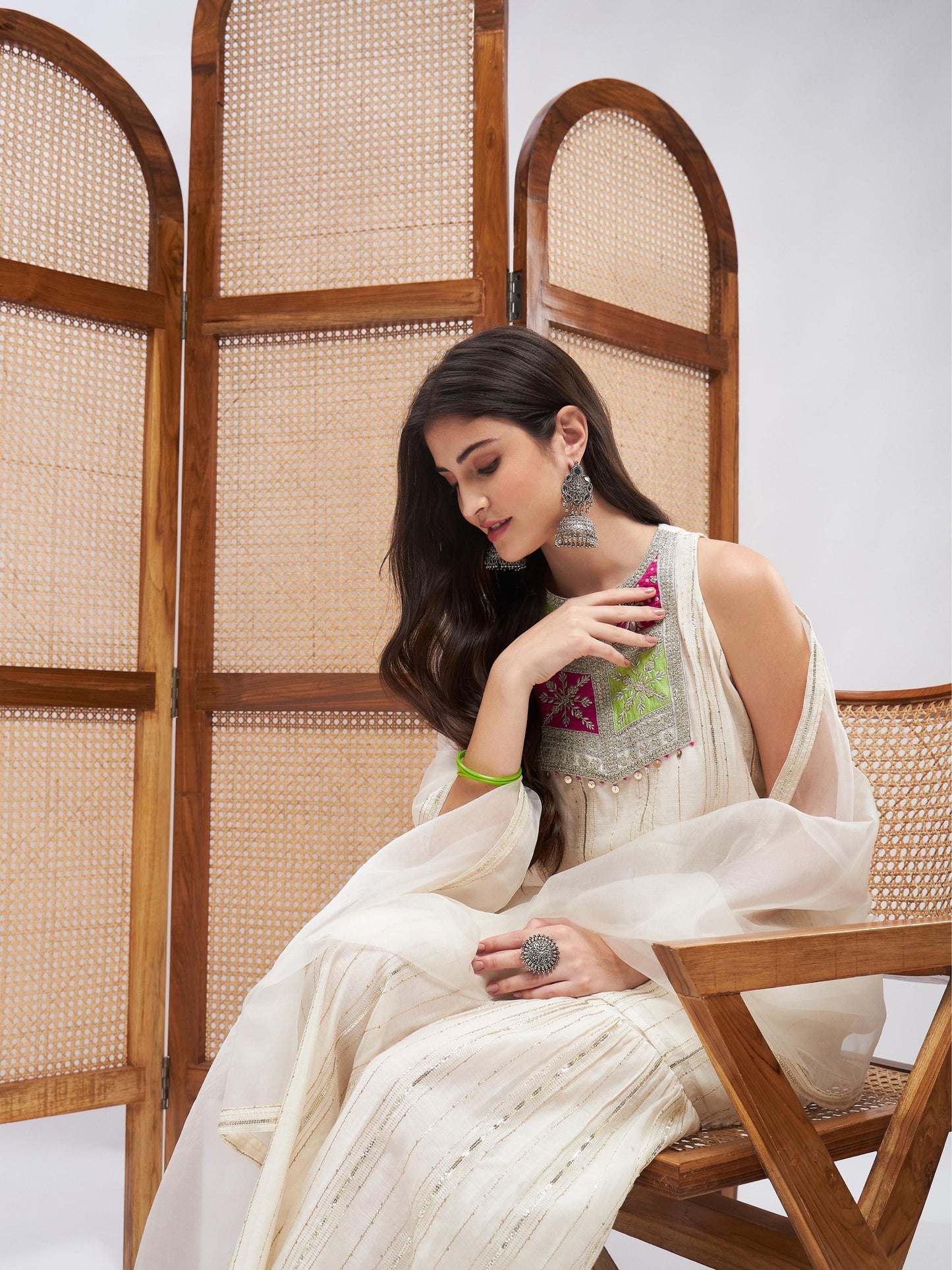 Etti Kurta Set by RoohbyRidhimaa with Large, Medium, Small, X-Large, X-Small at Kamakhyaa for sustainable fashion