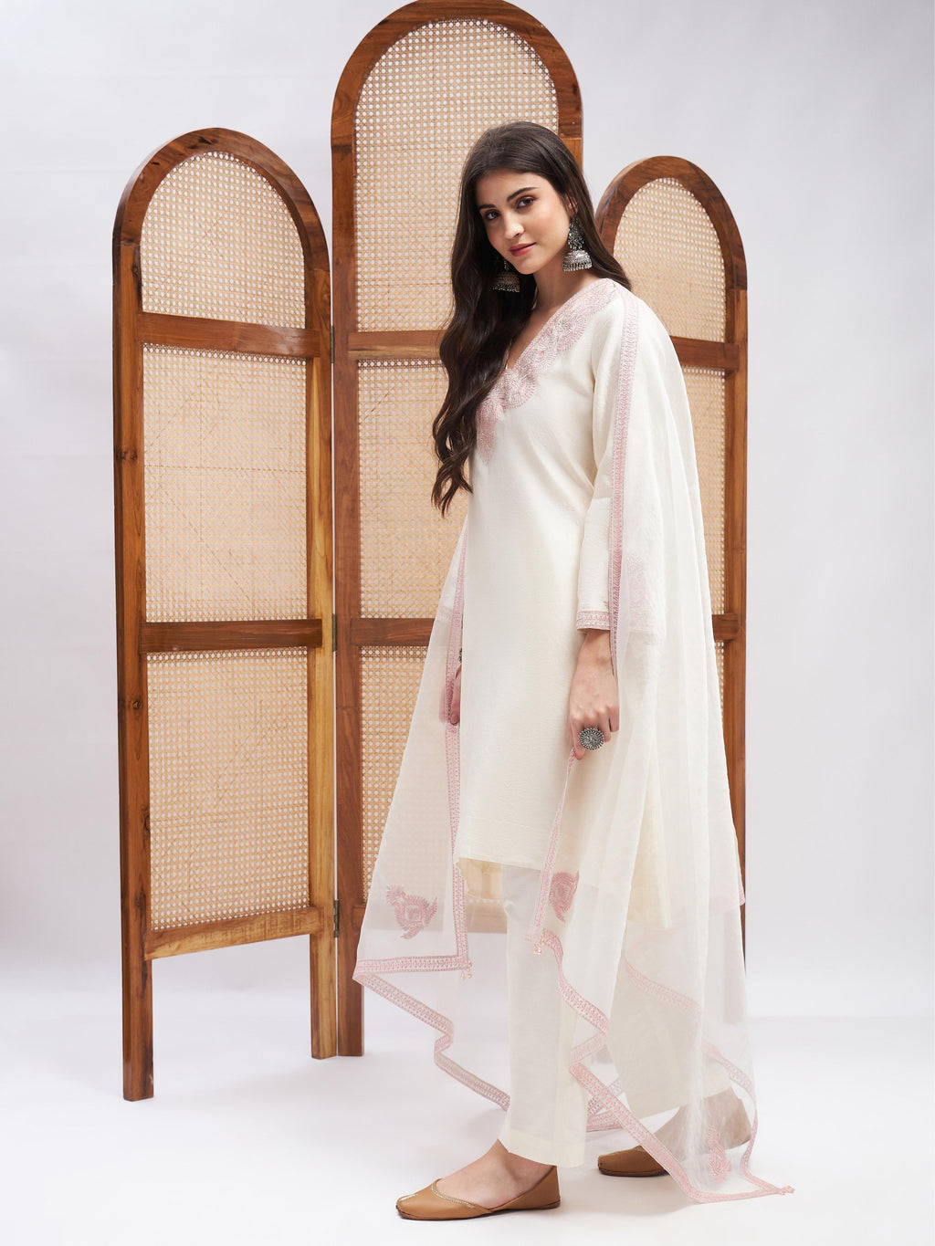 Alfaaz Kurta Set by RoohbyRidhimaa with Large, Medium, Small, X-Large, X-Small at Kamakhyaa for sustainable fashion