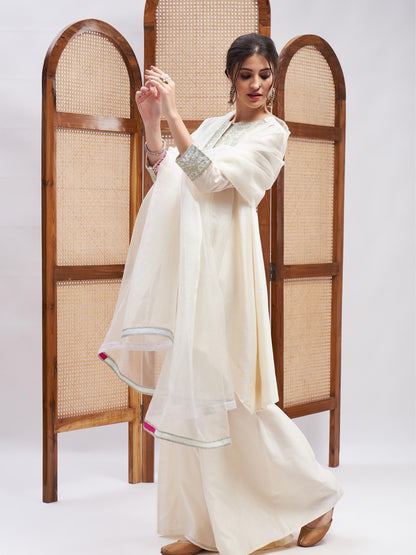 Ananya Kurta Set by RoohbyRidhimaa with Large, Medium, Small, X-Large, X-Small at Kamakhyaa for sustainable fashion