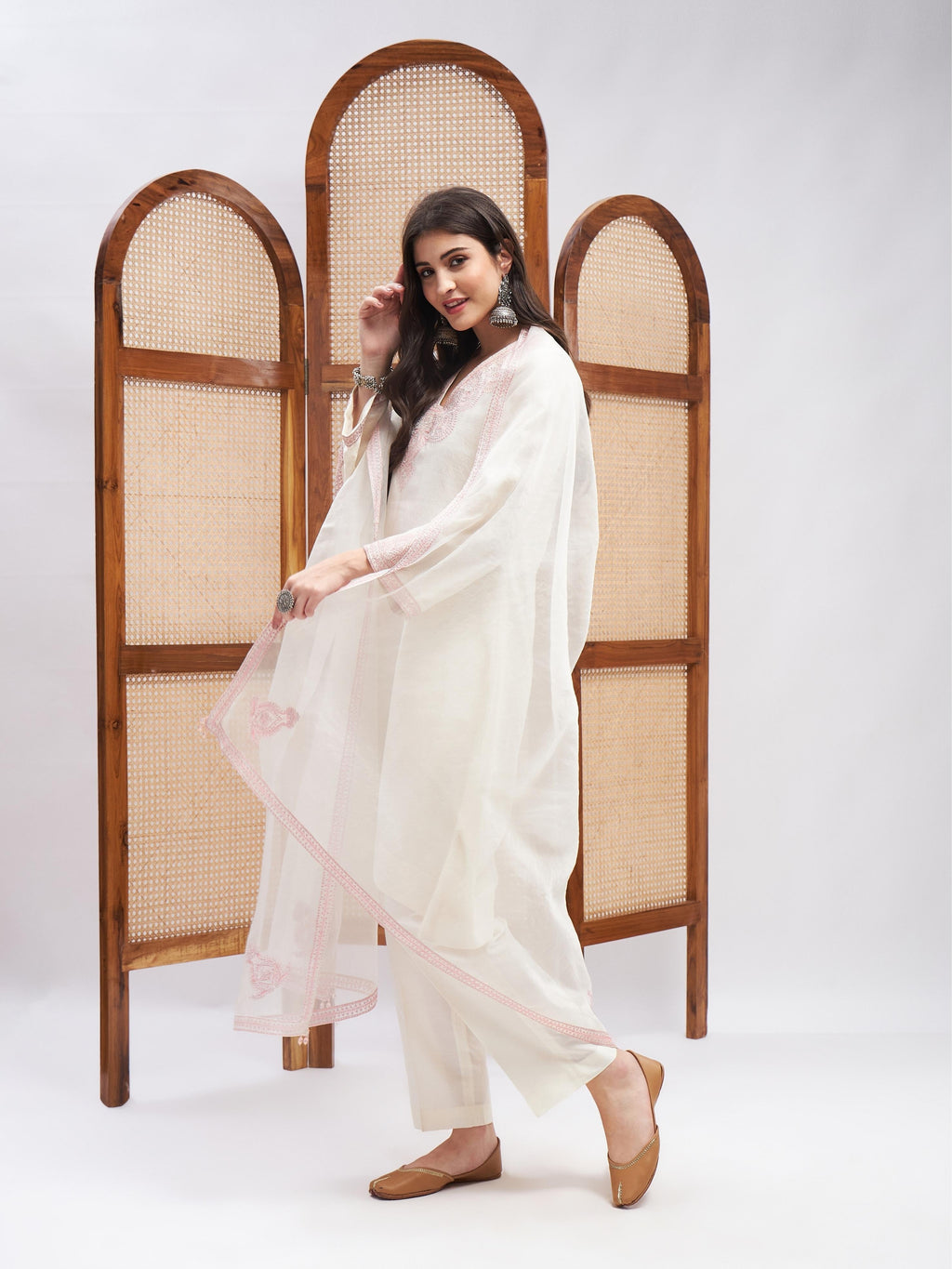 Alfaaz Kurta Set by RoohbyRidhimaa with Large, Medium, Small, X-Large, X-Small at Kamakhyaa for sustainable fashion