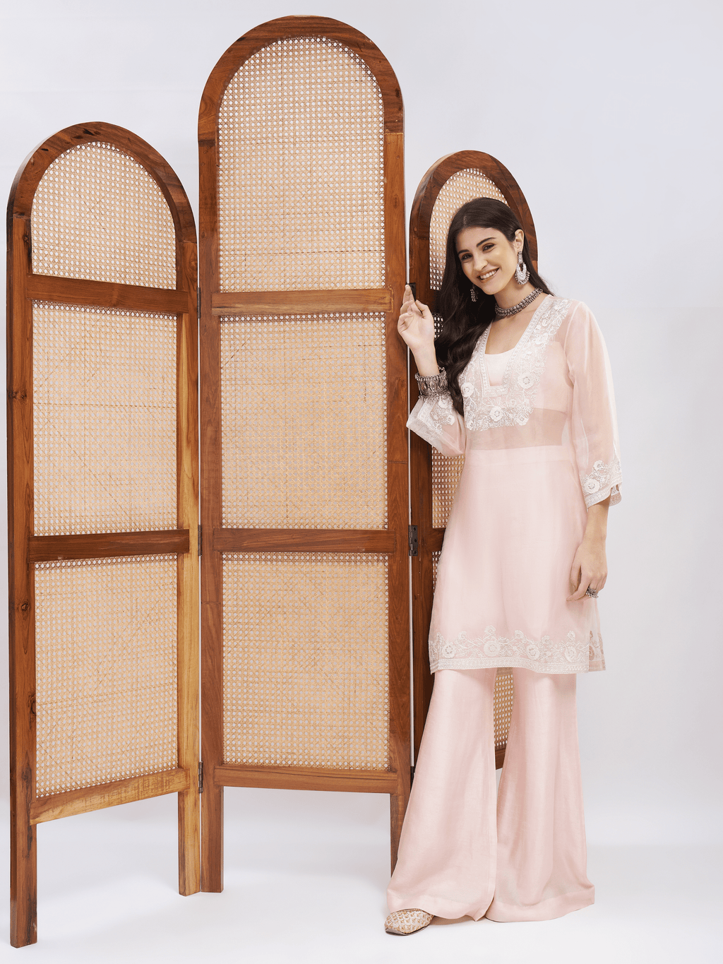 Mahjabeen Kurta Set by RoohbyRidhimaa with Large, Medium, Small, X-Large, X-Small at Kamakhyaa for sustainable fashion
