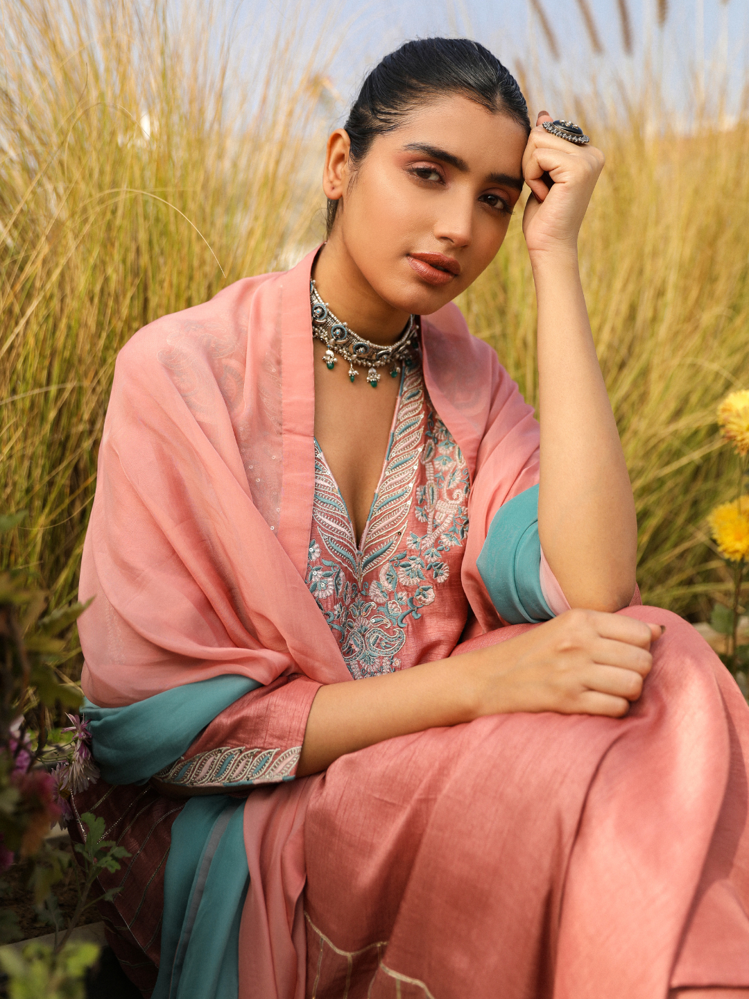 Raheen Kurta Set by RoohbyRidhimaa with Large, Medium, Small, X-Large, X-Small at Kamakhyaa for sustainable fashion