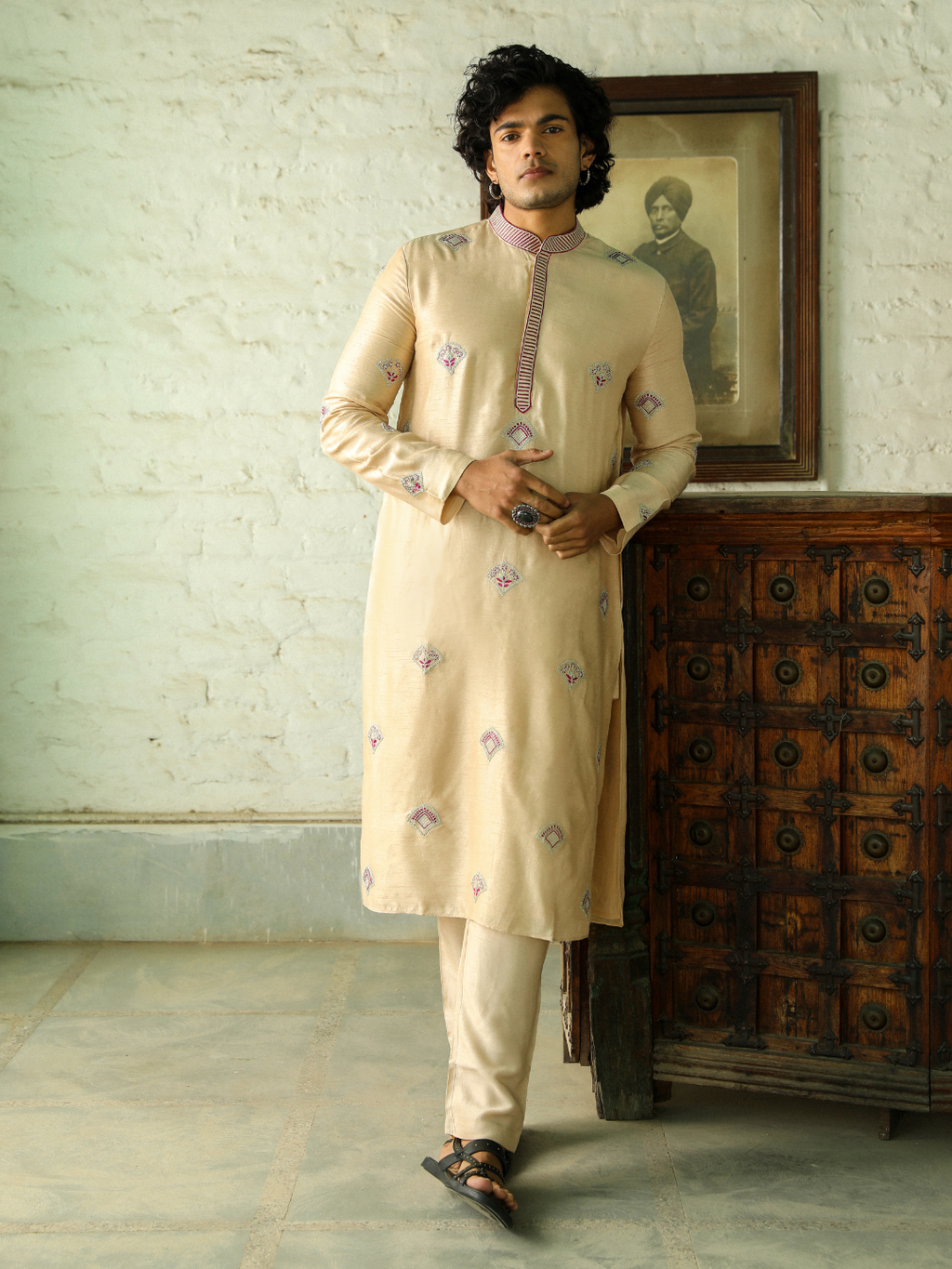 Adil Kurta Set by RoohbyRidhimaa with Aangan By RoohbyRidhimaa at Kamakhyaa for sustainable fashion