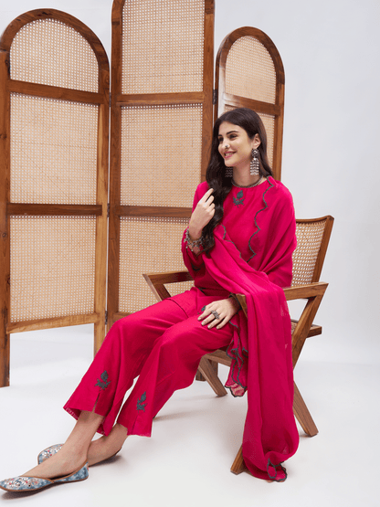 Khwabeeda Kurta Set by RoohbyRidhimaa with Large, Medium, Small, X-Large, X-Small at Kamakhyaa for sustainable fashion