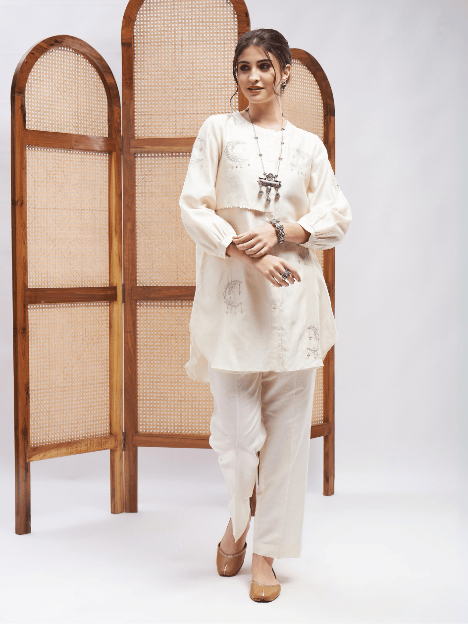 Aashna Kurta Set by RoohbyRidhimaa with at Kamakhyaa for sustainable fashion