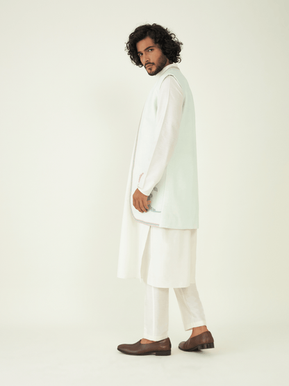 Riwaaj Bundi by RoohbyRidhimaa with Qala By RoohbyRidhimaa at Kamakhyaa for sustainable fashion