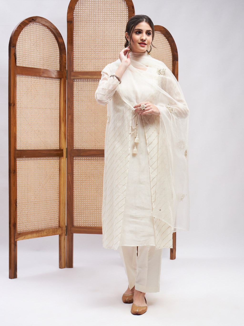 Chand Bali Kurta Set by RoohbyRidhimaa with Large, Medium, Small, X-Large, X-Small at Kamakhyaa for sustainable fashion