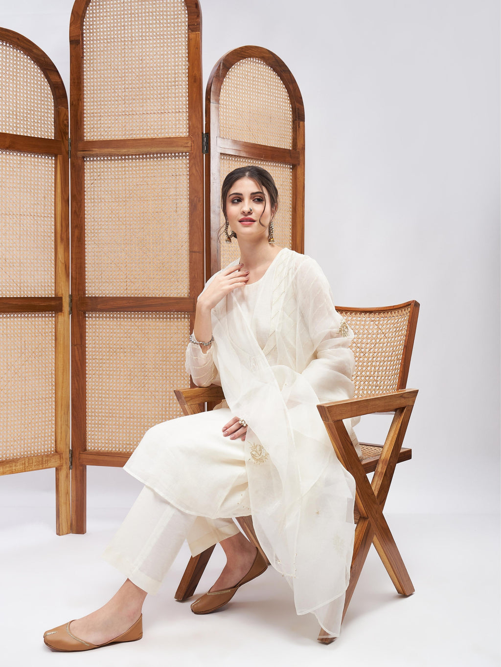 Chand Bali Kurta Set by RoohbyRidhimaa with Large, Medium, Small, X-Large, X-Small at Kamakhyaa for sustainable fashion
