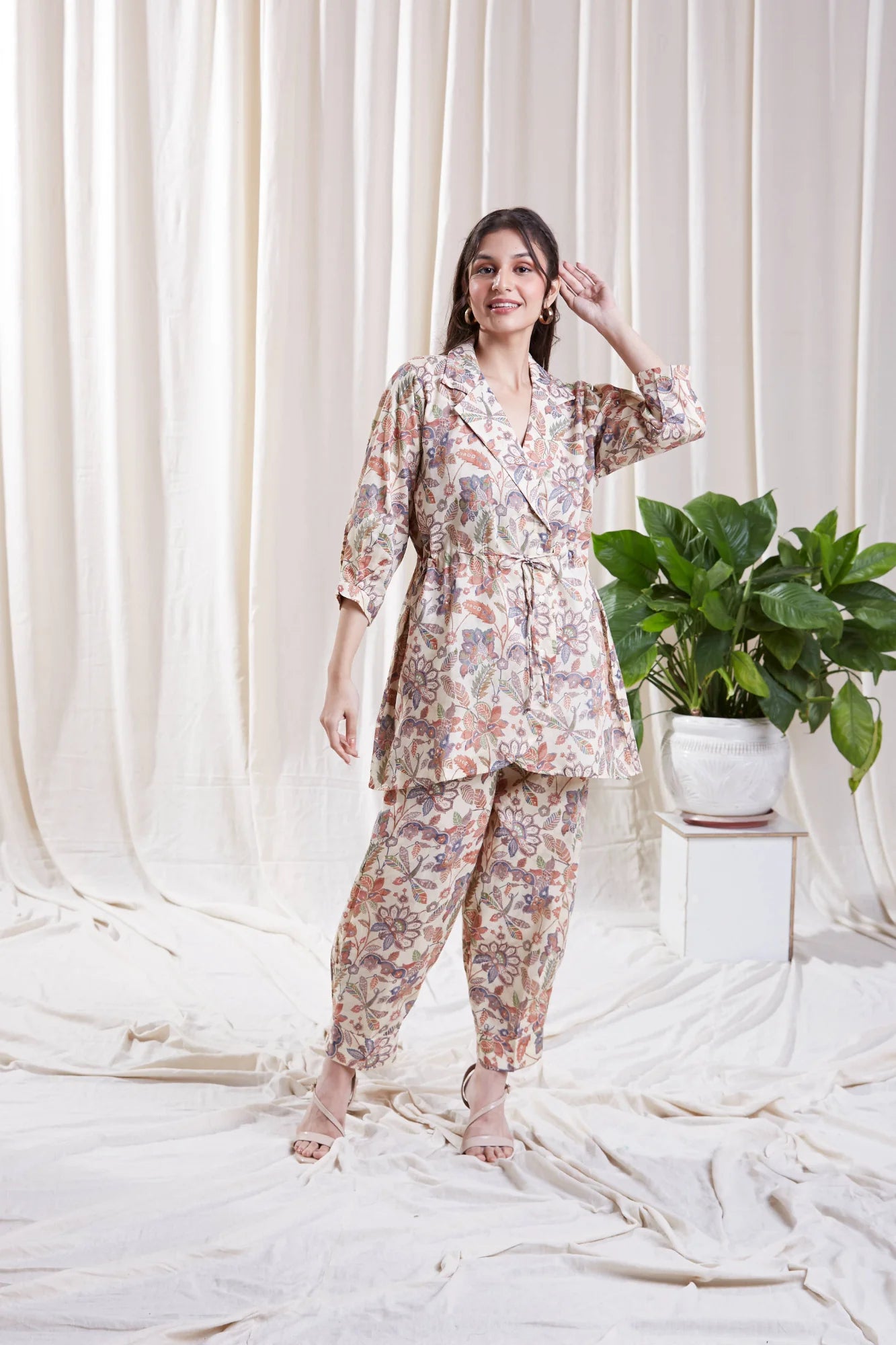 Aria White Co-Ord Set by Hasttvam with CottonFloralFusionWhiteHandmade by artisans, Natural dyes, Respondible production and Vegan at Kamakhyaa for sustainable fashion