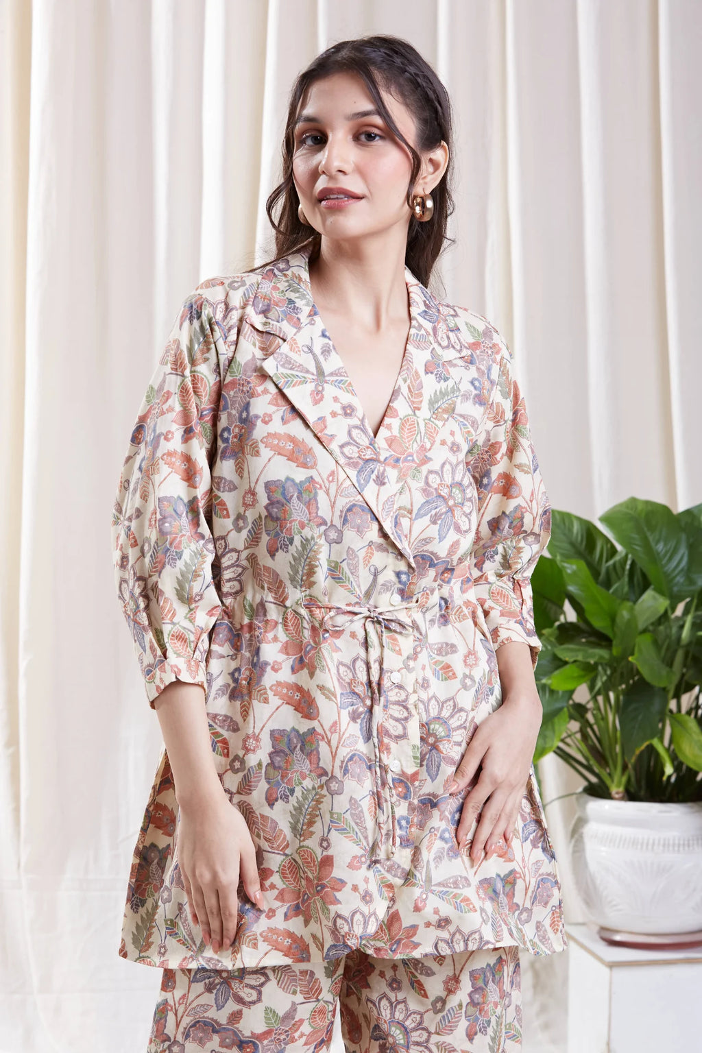 Aria White Co-Ord Set by Hasttvam with CottonFloralFusionWhiteHandmade by artisans, Natural dyes, Respondible production and Vegan at Kamakhyaa for sustainable fashion