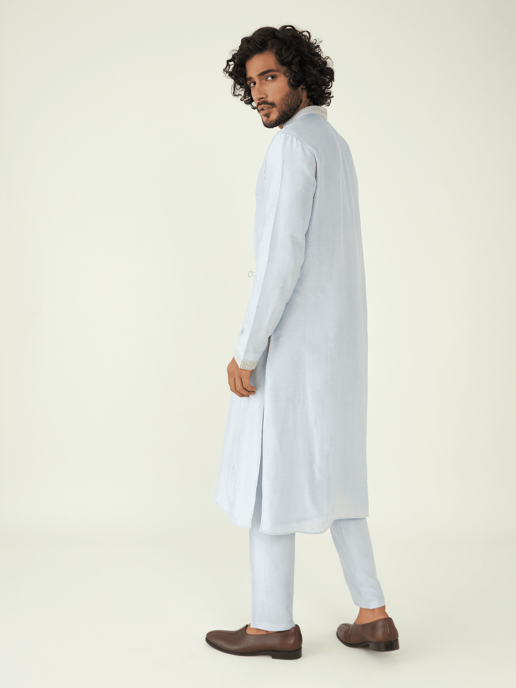 Nehaar Kurta Set by RoohbyRidhimaa with Qala By RoohbyRidhimaa at Kamakhyaa for sustainable fashion