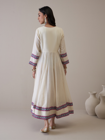 Resham Embroidered Kurta Set with Jacket by RoohbyRidhimaa with Avani by RoohbyRidhimaa, Ethnic Wear, Kurta Pant Sets, Pure Chanderi, Regular Fit, Resham Embroidered, Toxin free, White at Kamakhyaa for sustainable fashion