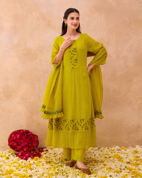 Amber Bloom Kurta Set by Taro India with at Kamakhyaa for sustainable fashion