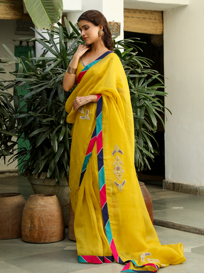 Rukmani Saree Set by RoohbyRidhimaa with Large, Medium, Small, X-Large, X-Small at Kamakhyaa for sustainable fashion