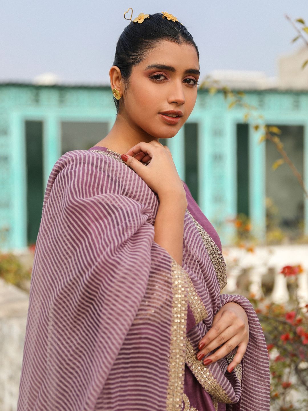 Zainaa Kurta Set by RoohbyRidhimaa with Large, Medium, Small, X-Large, X-Small at Kamakhyaa for sustainable fashion