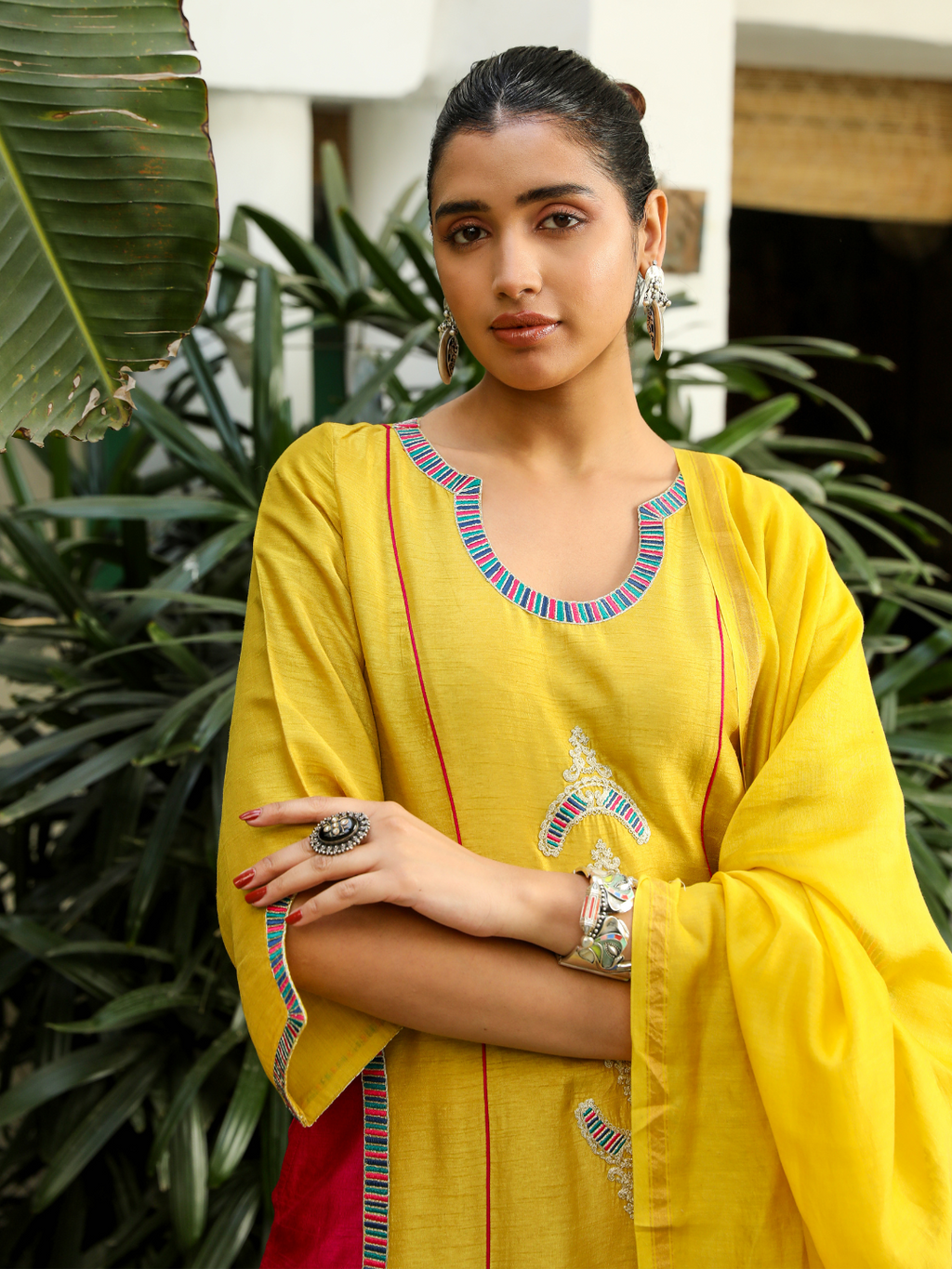 Rukmani Kurta Set by RoohbyRidhimaa with Large, Medium, Small, X-Large, X-Small at Kamakhyaa for sustainable fashion