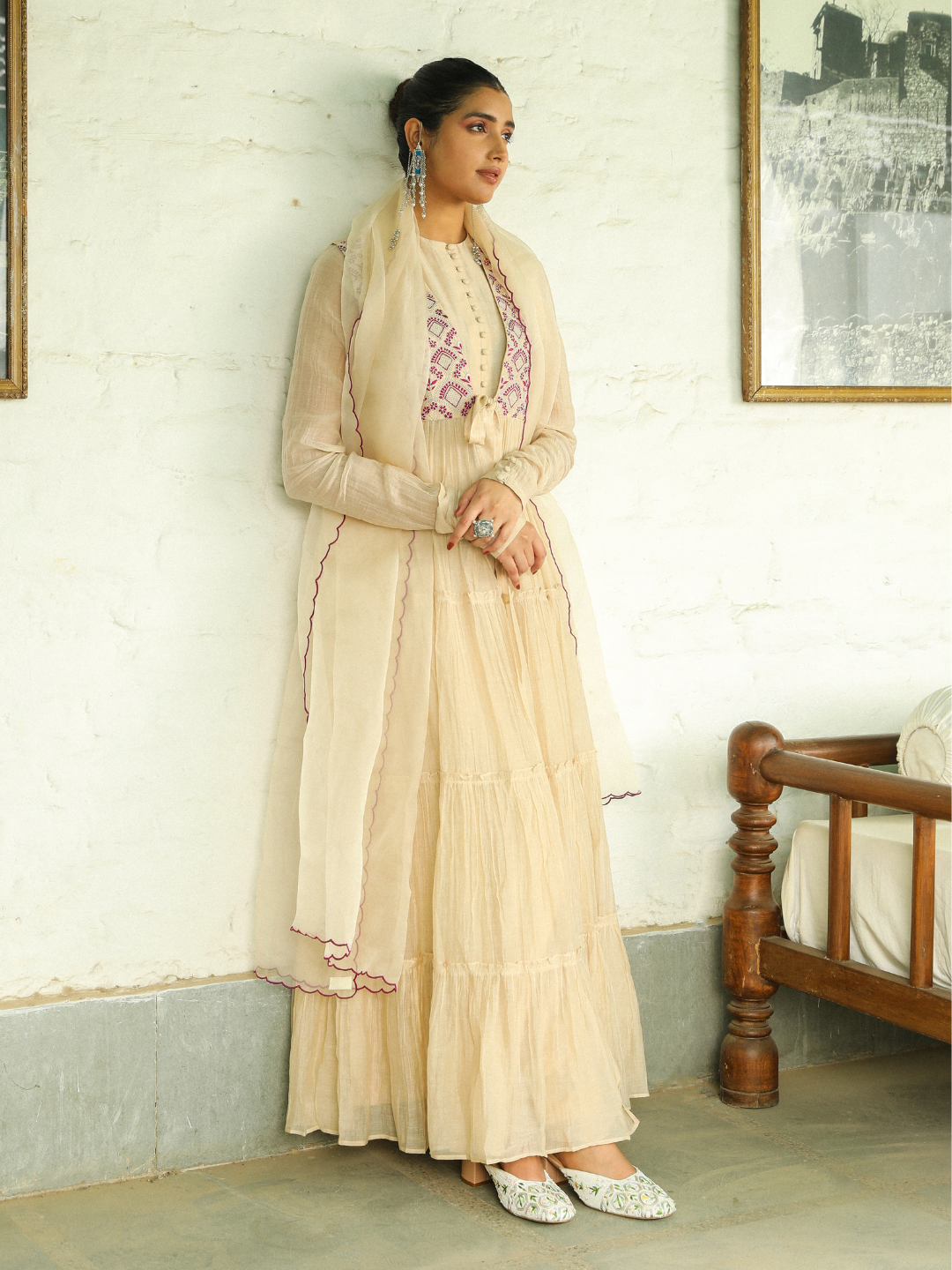 Niram Kurta Set by RoohbyRidhimaa with Large, Medium, Small, X-Large, X-Small at Kamakhyaa for sustainable fashion