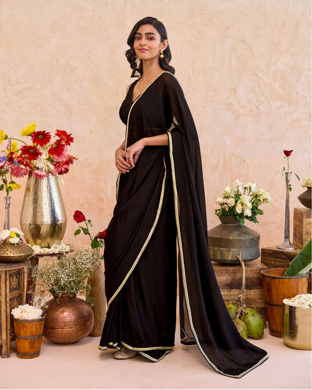 Siyahi Saree by Taro with Saundh by Taro at Kamakhyaa India for sustainable fashion