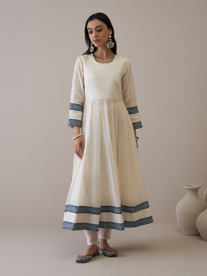 Off White Chanderi Kurta Set with Jacket by RoohbyRidhimaa with Avani by RoohbyRidhimaa, Ethnic Wear, Kurta Pant Sets, Pure Chanderi, Regular Fit, Resham Embroidered, Toxin free, White at Kamakhyaa for sustainable fashion