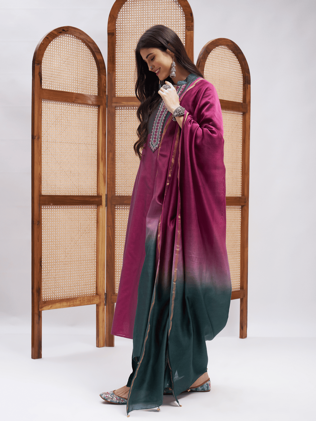 Aftab Kurta Set by RoohbyRidhimaa with Large, Medium, Small, X-Large, X-Small at Kamakhyaa for sustainable fashion