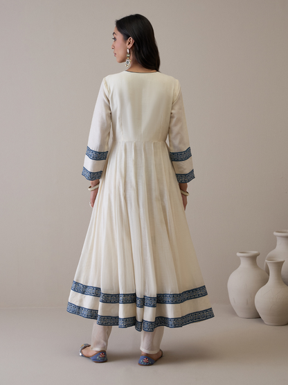 Off White Chanderi Kurta Set with Jacket by RoohbyRidhimaa with Avani by RoohbyRidhimaa, Ethnic Wear, Kurta Pant Sets, Pure Chanderi, Regular Fit, Resham Embroidered, Toxin free, White at Kamakhyaa for sustainable fashion