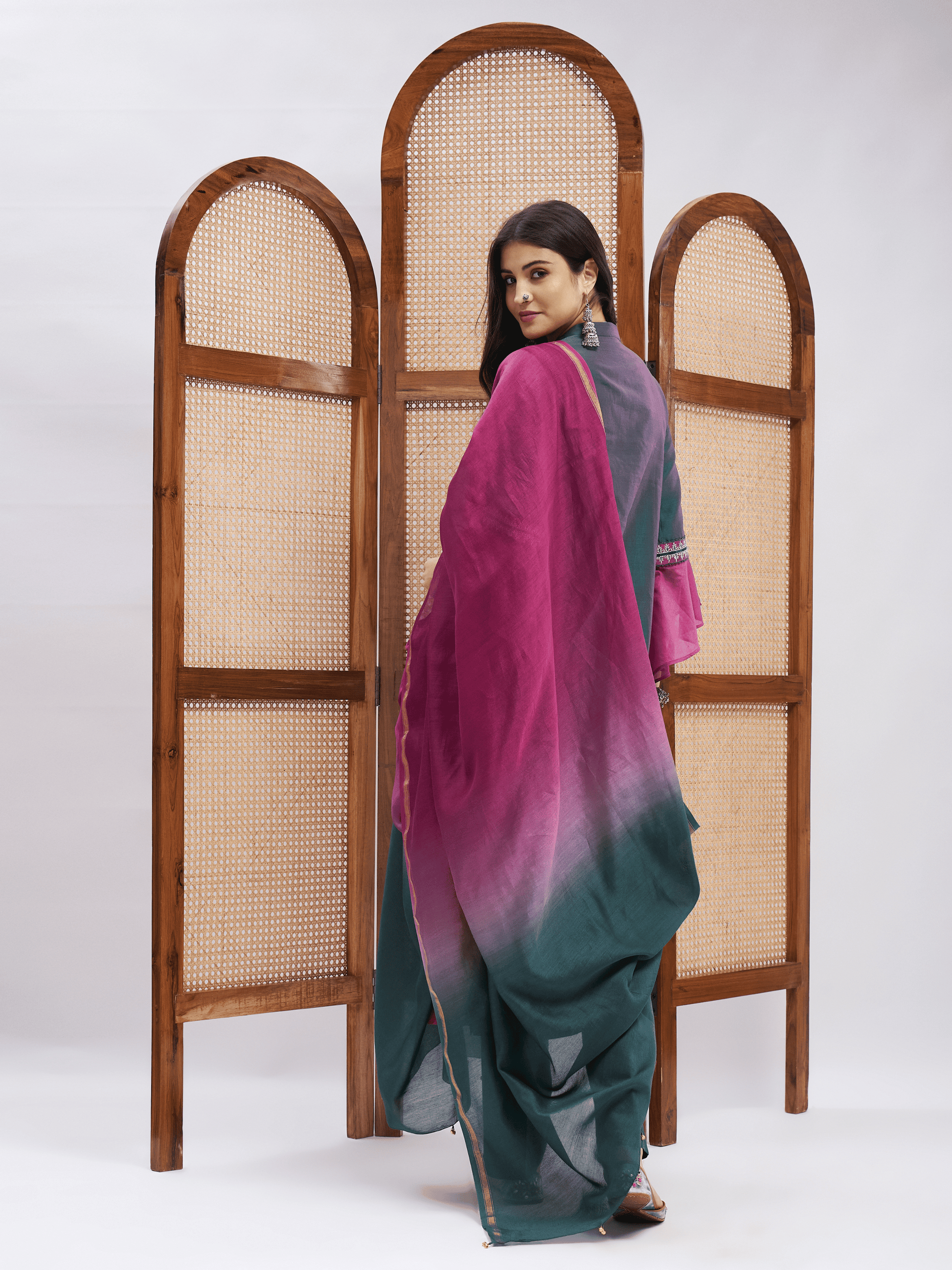 Aftab Kurta Set by RoohbyRidhimaa with Large, Medium, Small, X-Large, X-Small at Kamakhyaa for sustainable fashion