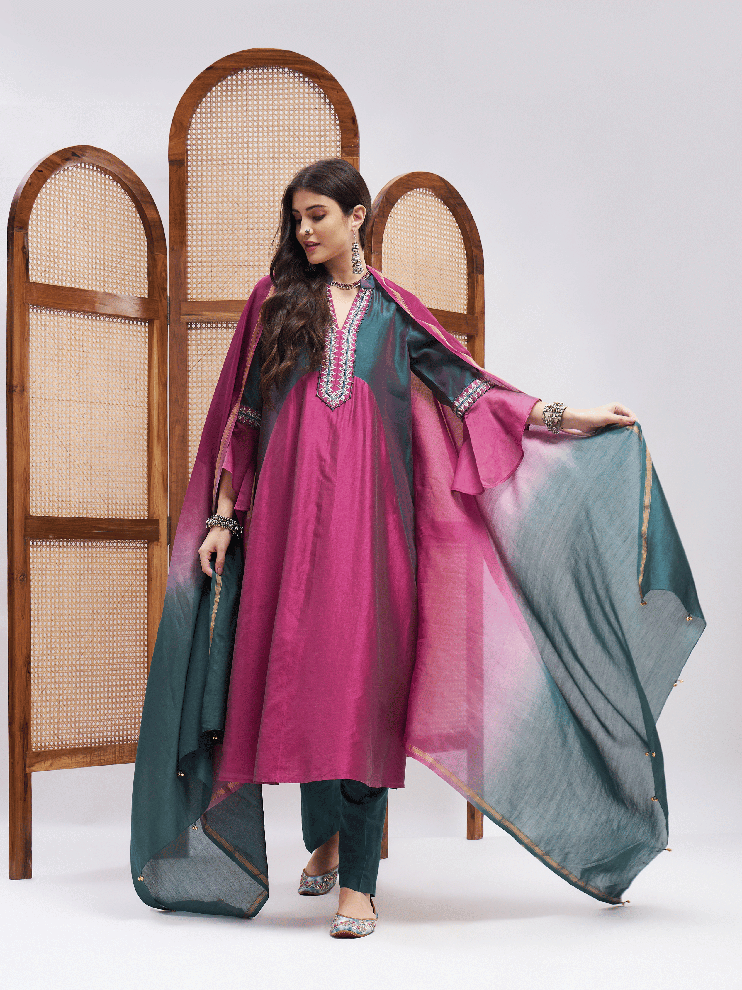 Aftab Kurta Set by RoohbyRidhimaa with Large, Medium, Small, X-Large, X-Small at Kamakhyaa for sustainable fashion