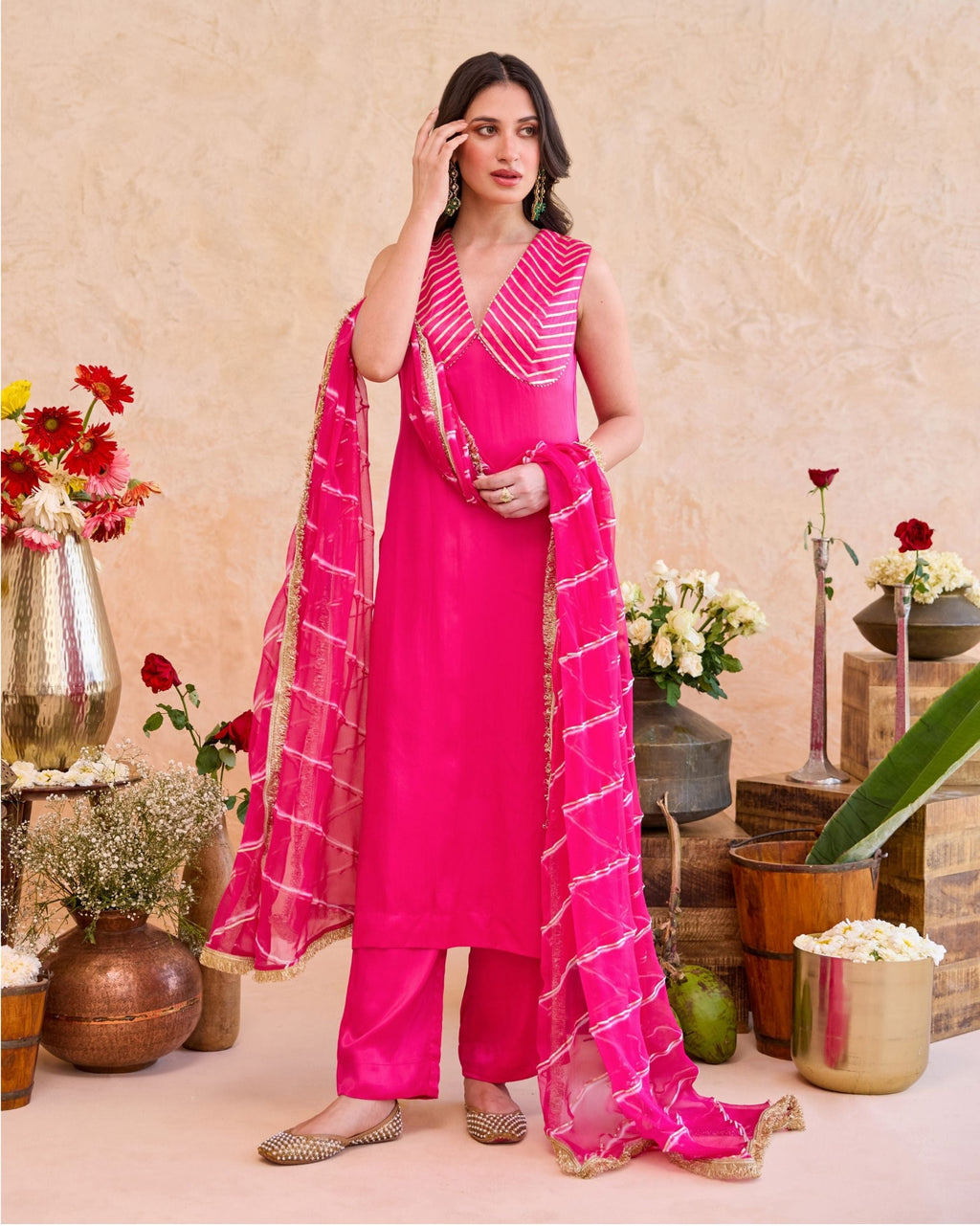 Aarzoo Kurta Set by Taro with Jashn-E-Taro - The Trousseau Edit by Taro at Kamakhyaa India for sustainable fashion