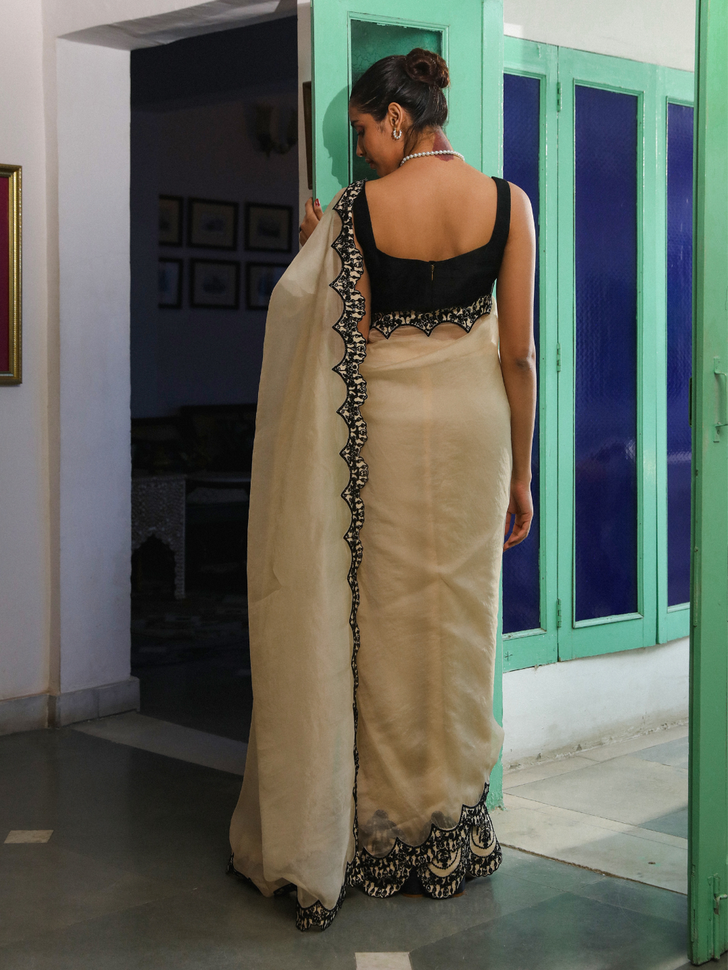 Pasbaan Saree Set by RoohbyRidhimaa with Large, Medium, Small, X-Large, X-Small at Kamakhyaa for sustainable fashion